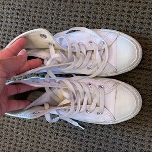 WORN Converse Leather Hi Size 4Y/5.5w